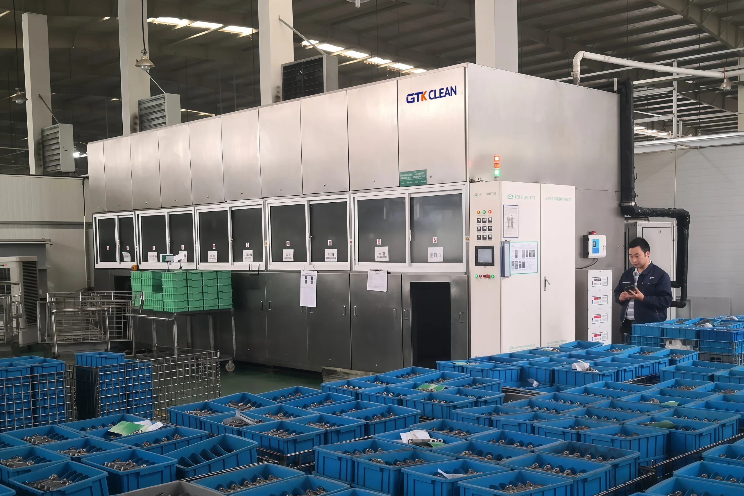 Seven-tank hydrocarbon ultrasonic cleaner