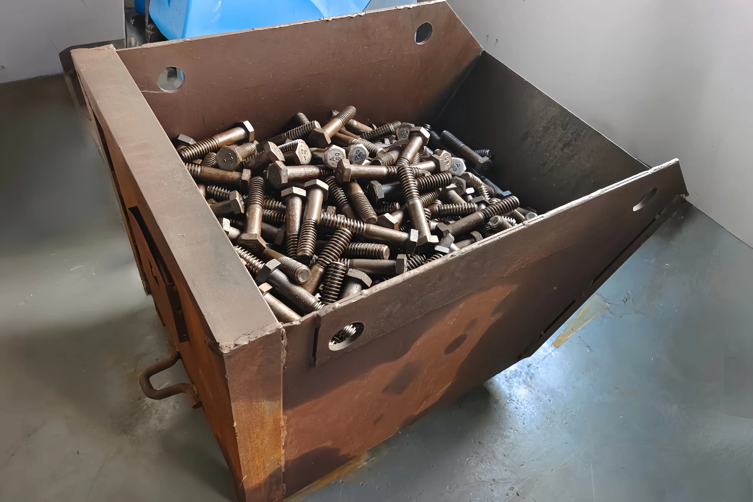 fastener